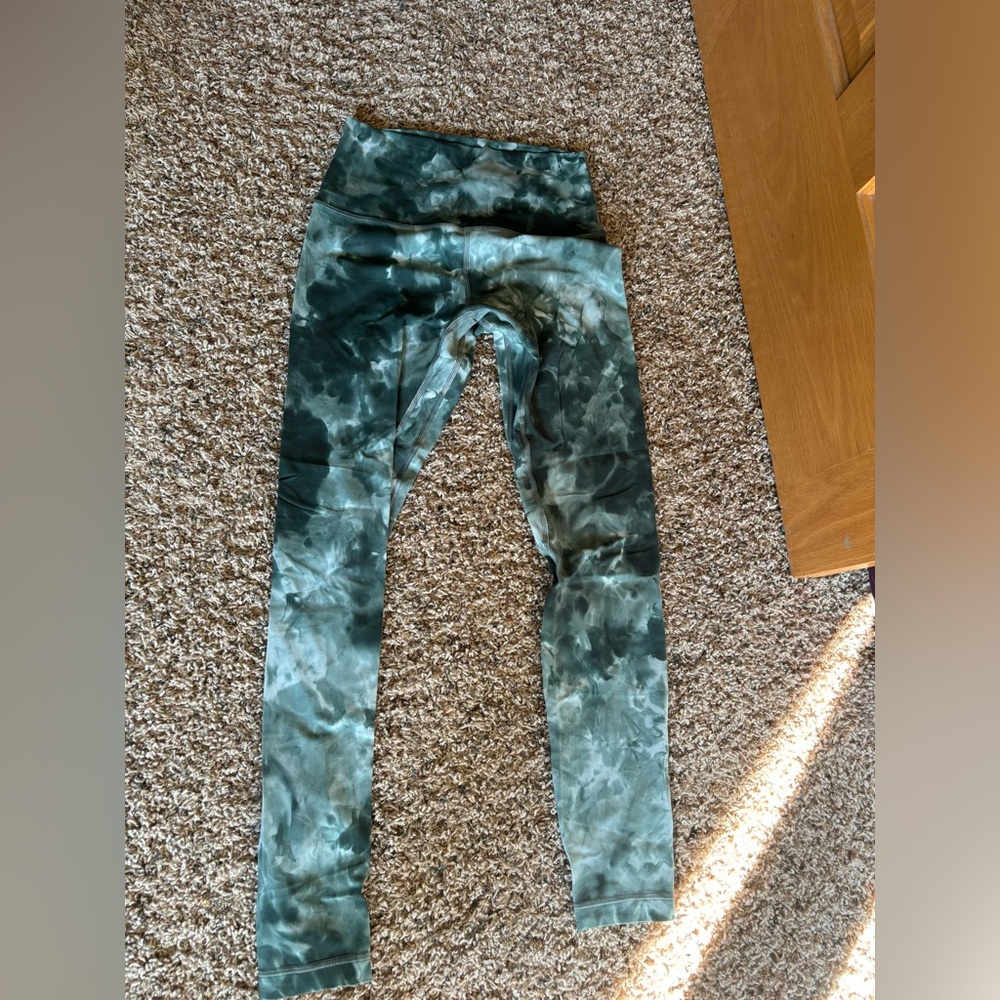 Lululemon diamond dye leggings